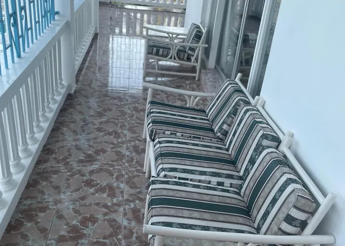 Peaceful Private Home With Exclusive Swimming Pool